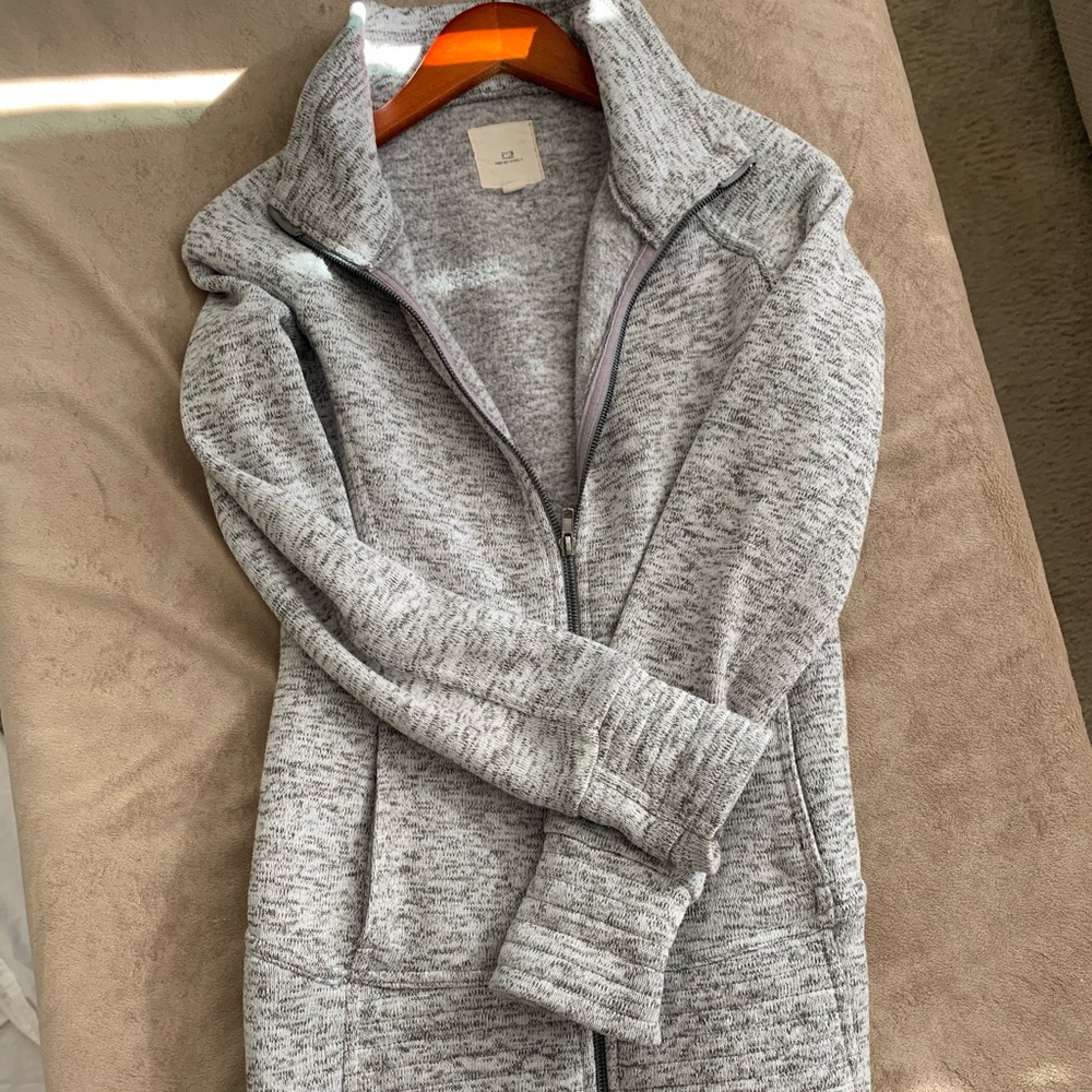 Sweater-jacket